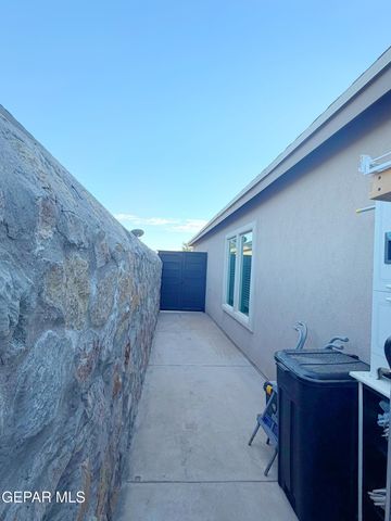 14245 PEYTON EDWARDS Avenue, El Paso, TX 79938