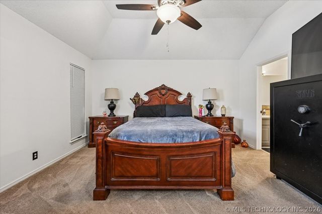 13773 S Oak Place, Glenpool, OK 74033