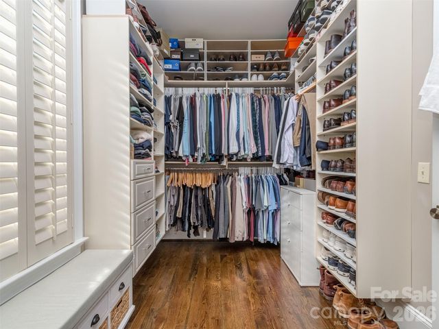 16728 Ashton Oaks Drive, Charlotte, NC 28278