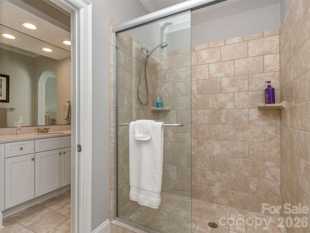 16728 Ashton Oaks Drive, Charlotte, NC 28278