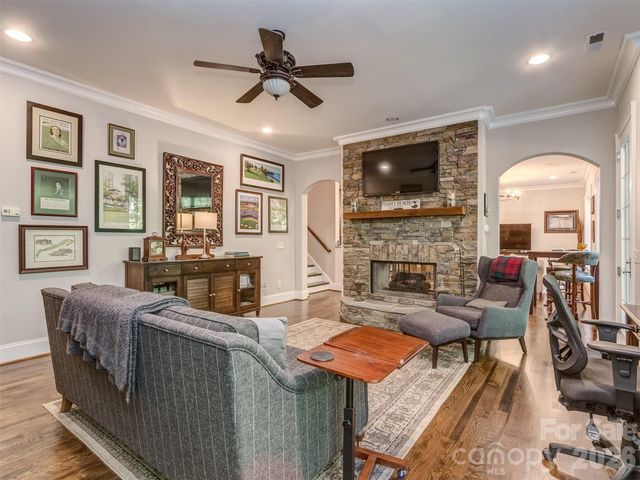16728 Ashton Oaks Drive, Charlotte, NC 28278