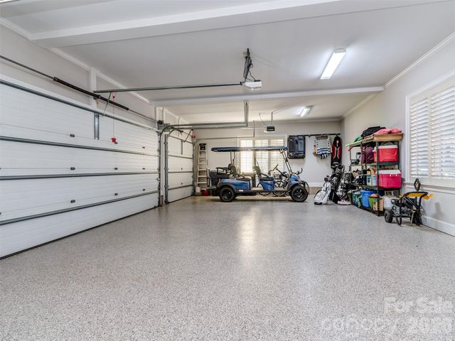 16728 Ashton Oaks Drive, Charlotte, NC 28278
