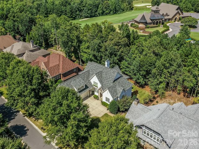 16728 Ashton Oaks Drive, Charlotte, NC 28278