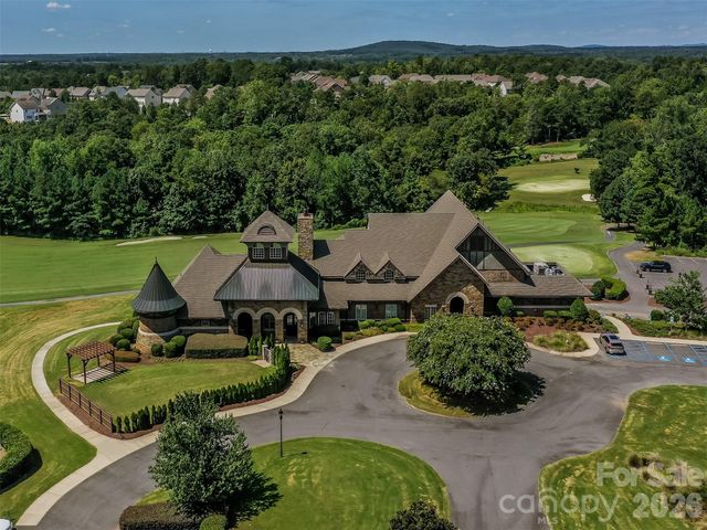 16728 Ashton Oaks Drive, Charlotte, NC 28278
