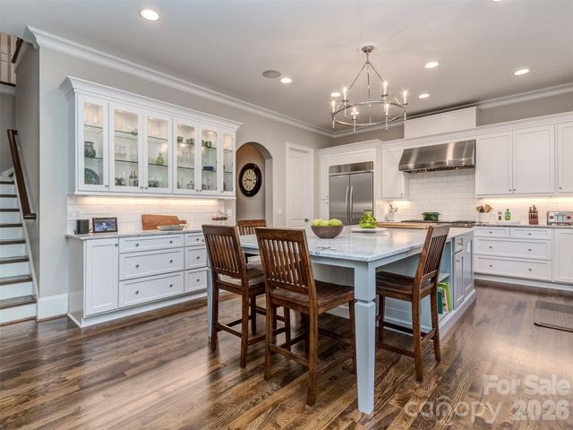 16728 Ashton Oaks Drive, Charlotte, NC 28278