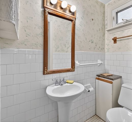 23 Day St, Somerville, MA 02144