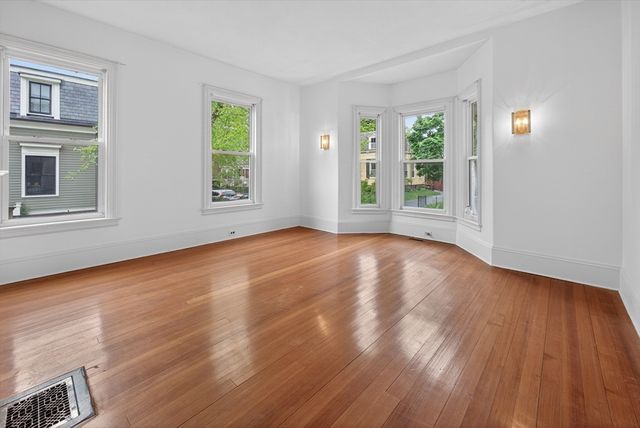 23 Day St, Somerville, MA 02144