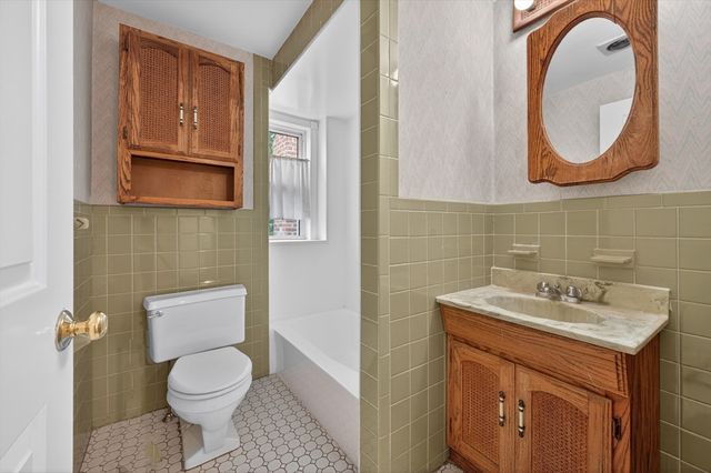 23 Day St, Somerville, MA 02144