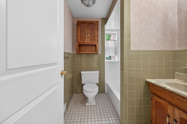 23 Day St, Somerville, MA 02144