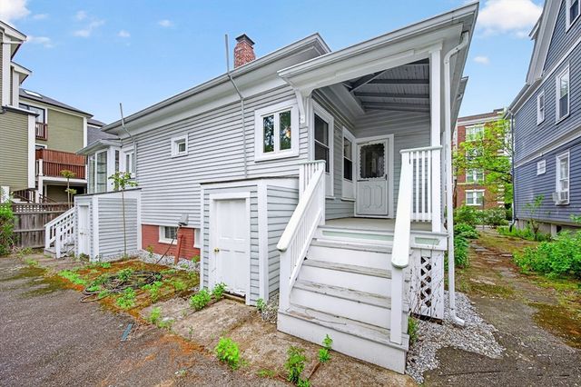 23 Day St, Somerville, MA 02144