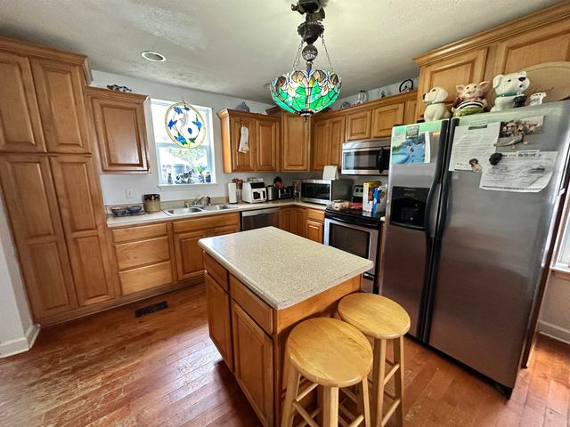 2962 Third Avenue, Huntington, WV 25702