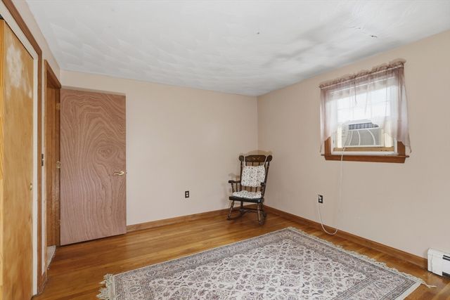 33 Rolling Ln, Hudson, MA 01749