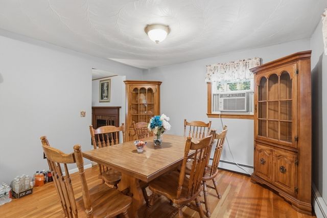 33 Rolling Ln, Hudson, MA 01749