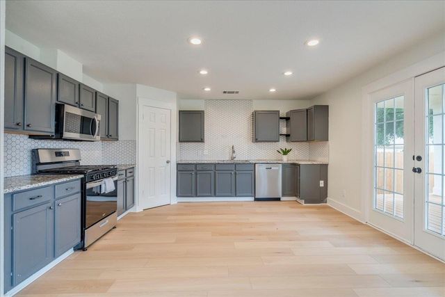 171 Orion CV, Kyle, TX 78640