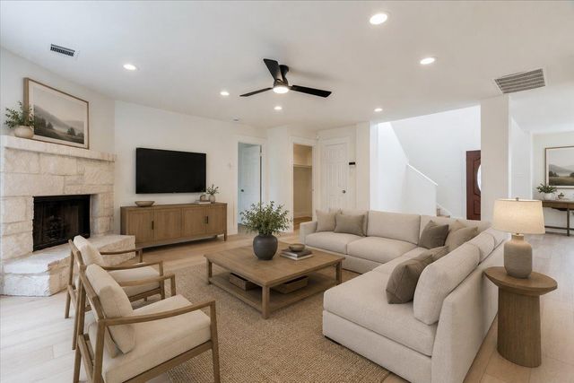 171 Orion CV, Kyle, TX 78640
