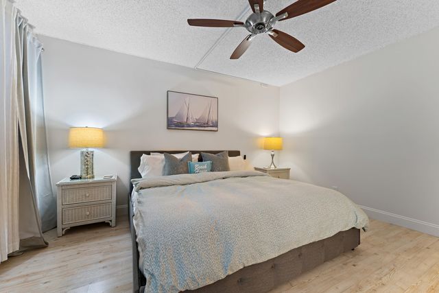 1605 S Us Hwy 1 E104, Jupiter, FL 33477