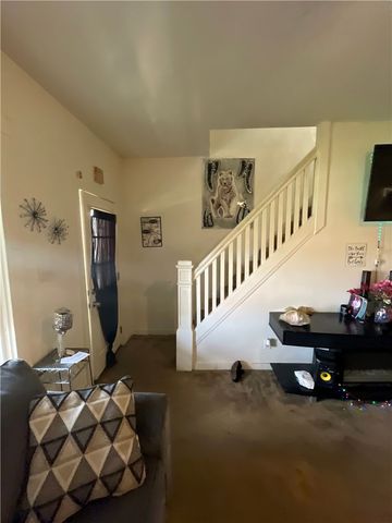 321 E 18th Ave, Homestead, PA 15120