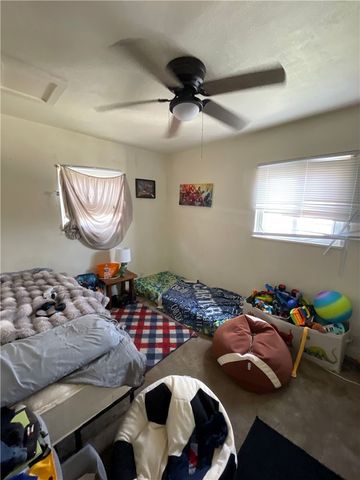 321 E 18th Ave, Homestead, PA 15120