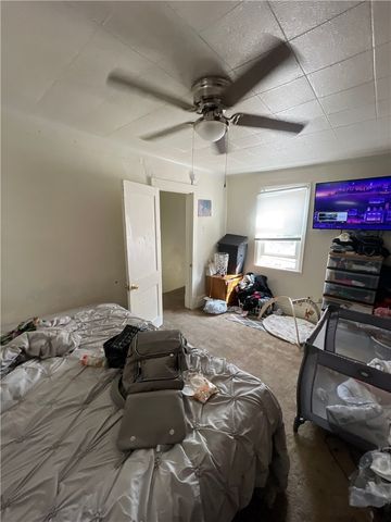 321 E 18th Ave, Homestead, PA 15120