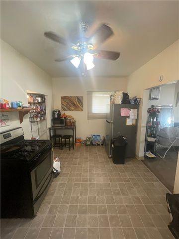 321 E 18th Ave, Homestead, PA 15120