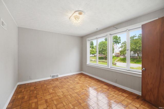 1410 Sinton Avenue, Lafayette, IN 47905