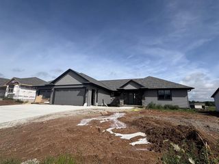 4044 ANTWERP AVENUE, Green Bay, WI 54313