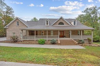 661 Tate Coley Rd, Lenoir City, TN 37771