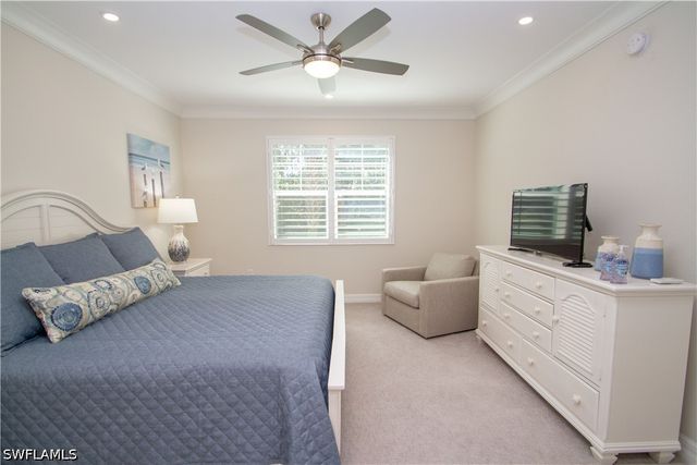 232 Indies DR E 101, Naples, FL 34114