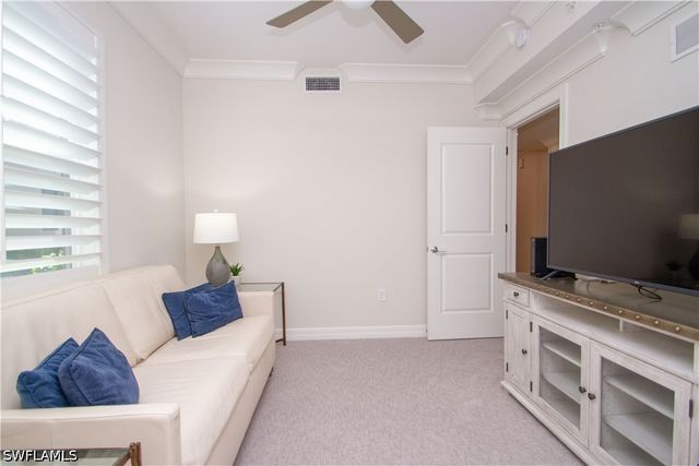 232 Indies DR E 101, Naples, FL 34114