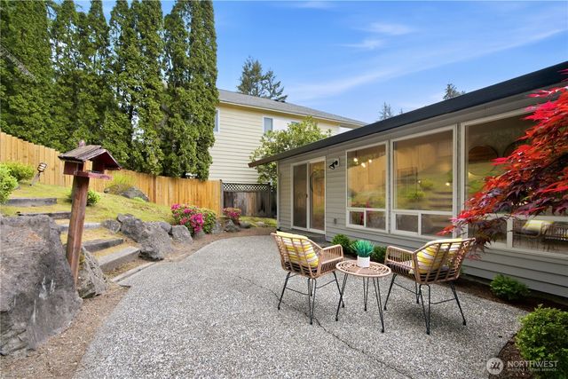 1011 179th Place NE, Bellevue, WA 98008