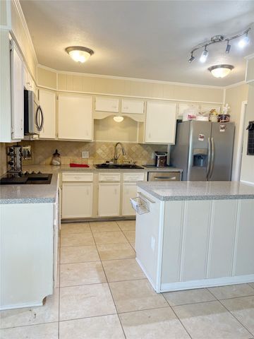 925 Rambler Drive, Waco, TX 76710