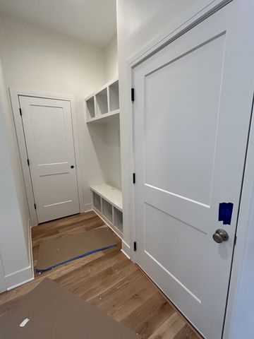 310 McKennell Dr, Nashville, TN 37206