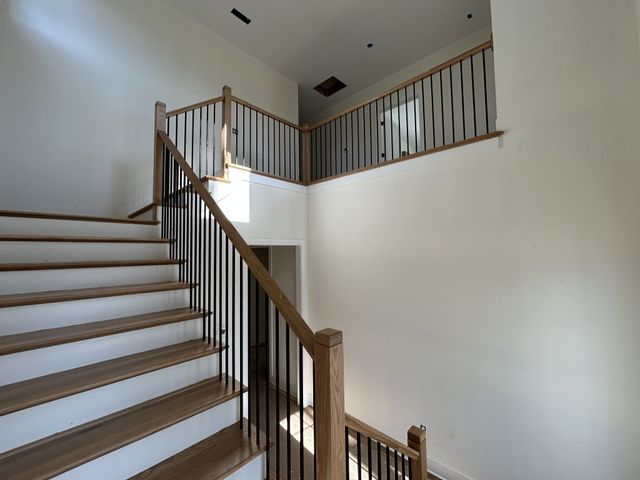 310 McKennell Dr, Nashville, TN 37206