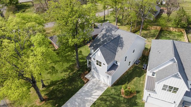 310 McKennell Dr, Nashville, TN 37206