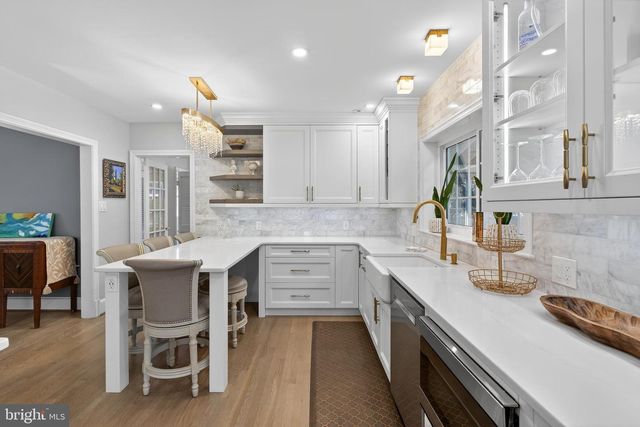 4643 17TH ST N, Arlington, VA 22207