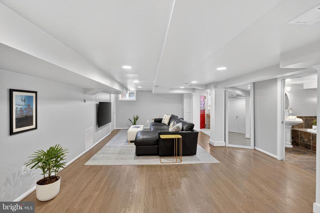 4643 17TH ST N, Arlington, VA 22207