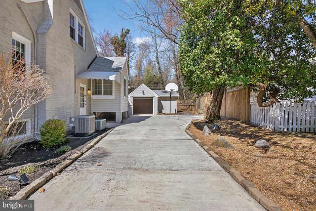 4643 17TH ST N, Arlington, VA 22207