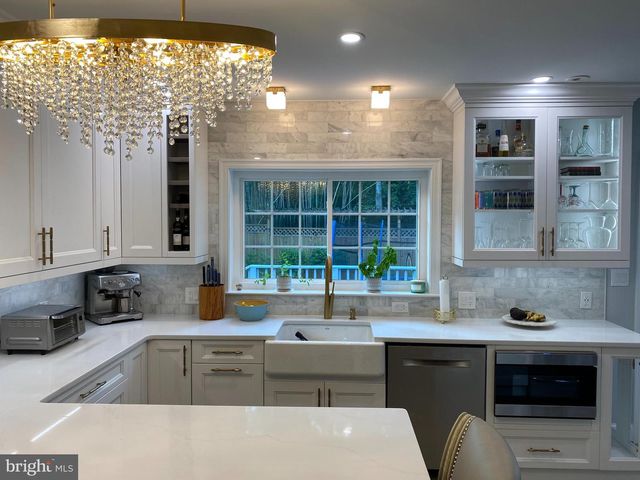 4643 17TH ST N, Arlington, VA 22207