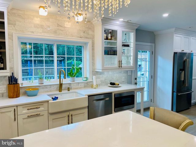 4643 17TH ST N, Arlington, VA 22207