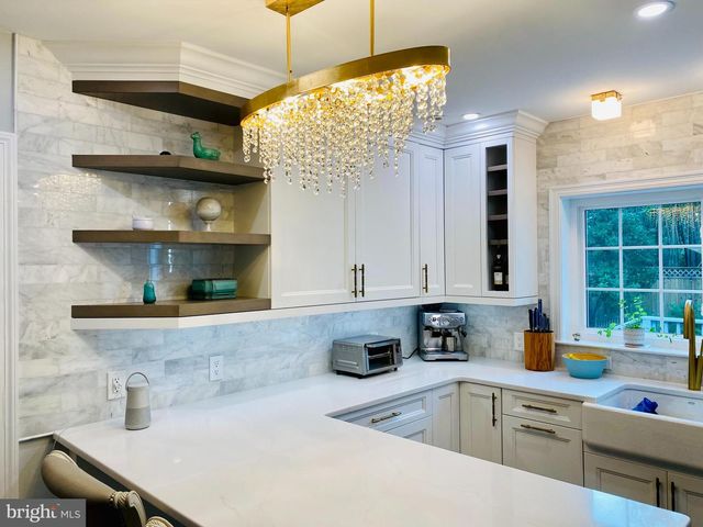 4643 17TH ST N, Arlington, VA 22207