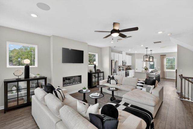 2703 Dreycott Lane, Lawrenceville, GA 30043
