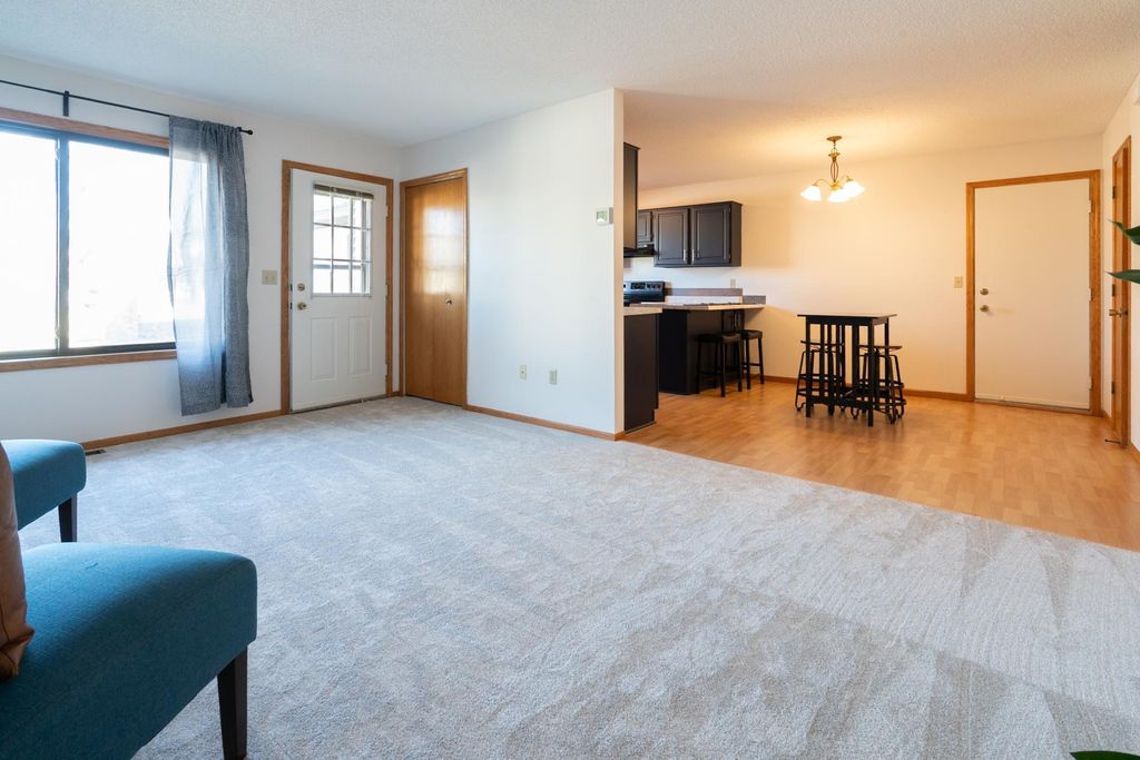 5425 Orleans Lane N 6, Plymouth, MN 55442 — photo 2