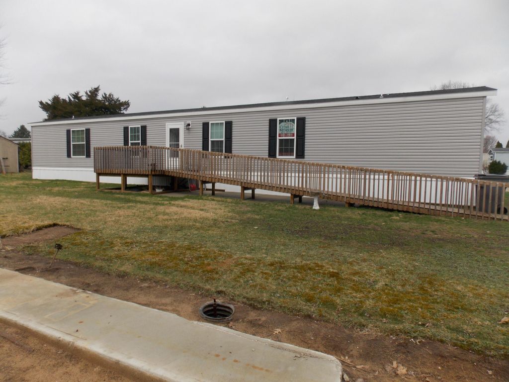 69205 Garver Lake Road 58, Edwardsburg, MI 49112