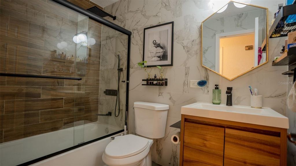 Image 18 of property listing at 6509 SAWYER PLACE, Tampa, FL 33634