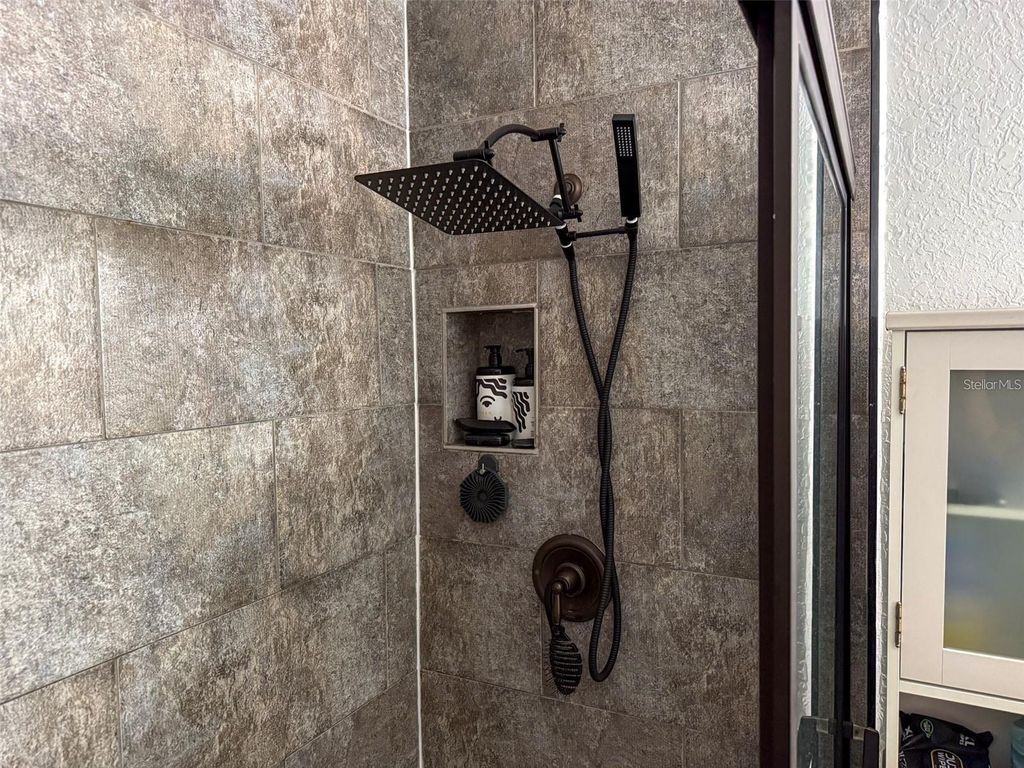 Image 36 of property listing at 6509 SAWYER PLACE, Tampa, FL 33634