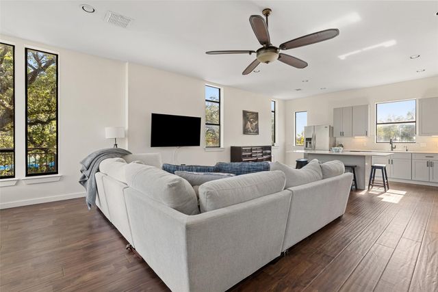 6000 S Congress Ave 201, Austin, TX 78745