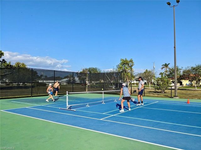 1209 SE 8th ST 111, Cape Coral, FL 33990