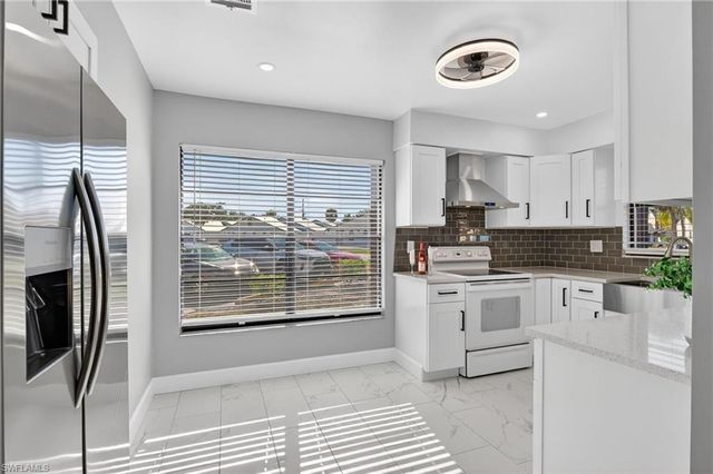 1209 SE 8th ST 111, Cape Coral, FL 33990