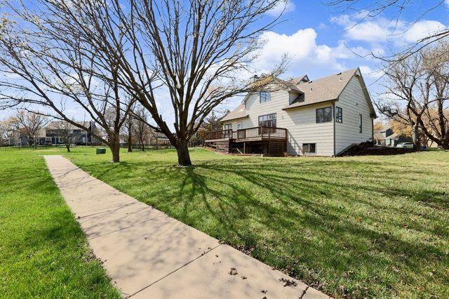 2544 N Fox Run Ct, Wichita, KS 67226