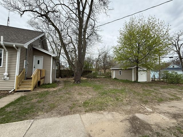 462 Catawba Avenue, Muskegon, MI 49442